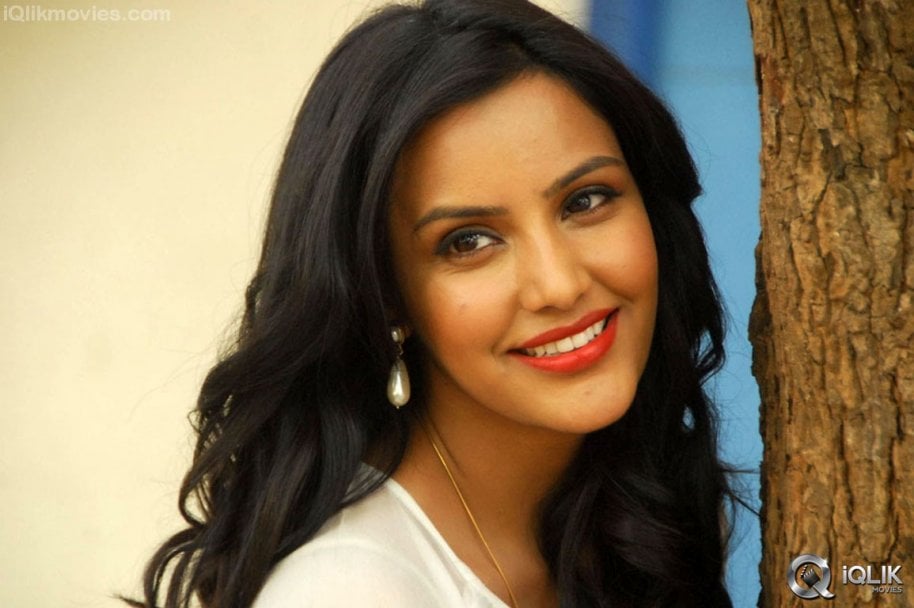 Priya-Anand